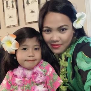 Meet your Posher, April